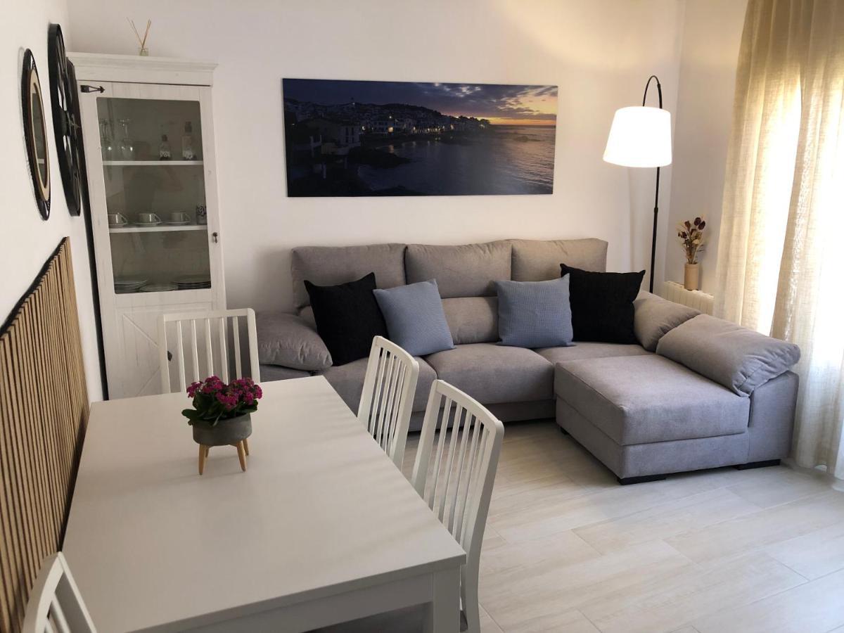 Apartaments L'Arc ปาลาฟรูเจย์ ภายนอก รูปภาพ