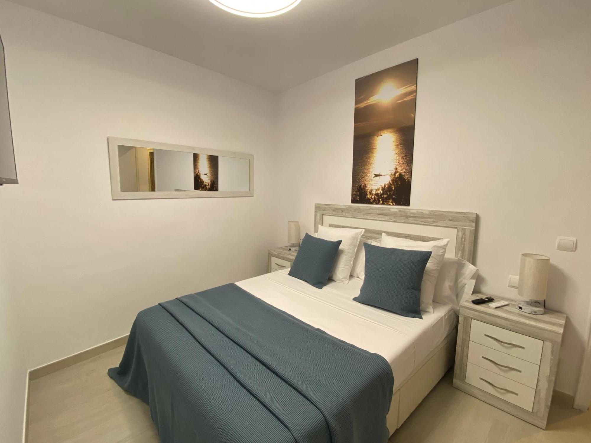 Apartaments L'Arc ปาลาฟรูเจย์ ภายนอก รูปภาพ